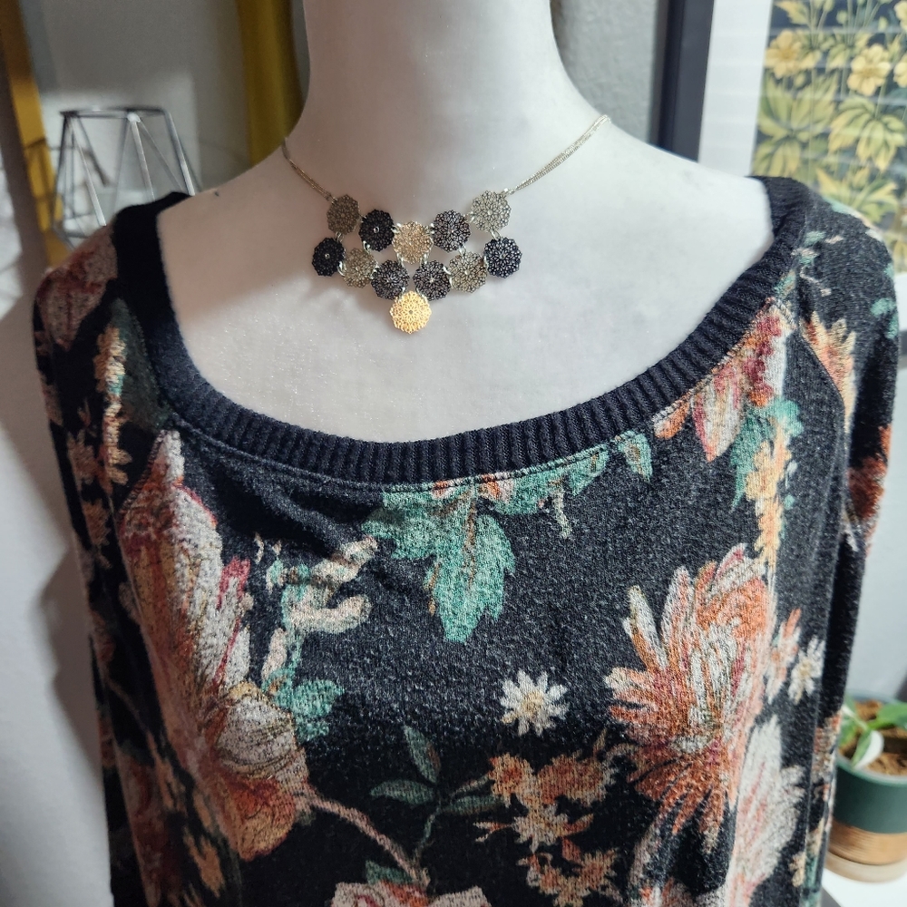 Maurices Floral Top - Picture 3 of 8